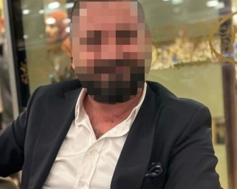 Ağrı'da Yardım İsteyen Kişi, Sürücüye Saldırarak Araç Gasp Etti