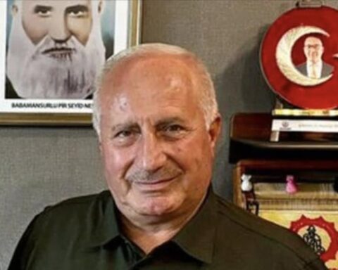 Alkollü Araç Kullanırken Kaza Yapan Belediye Başkanı Gözaltına Alındı