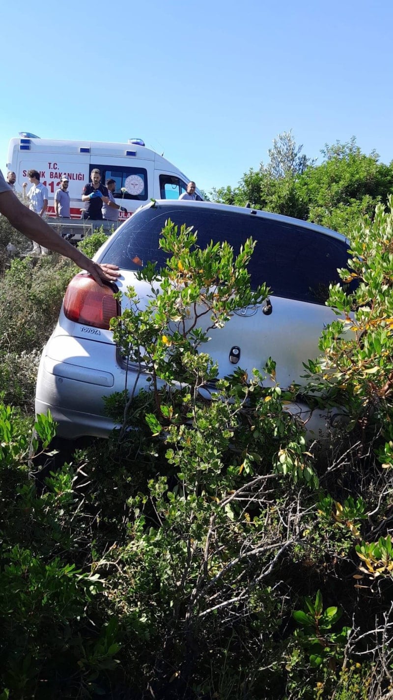 Aydın'da otomobilin devrilmesi sonucu iki kişi hayatını kaybetti