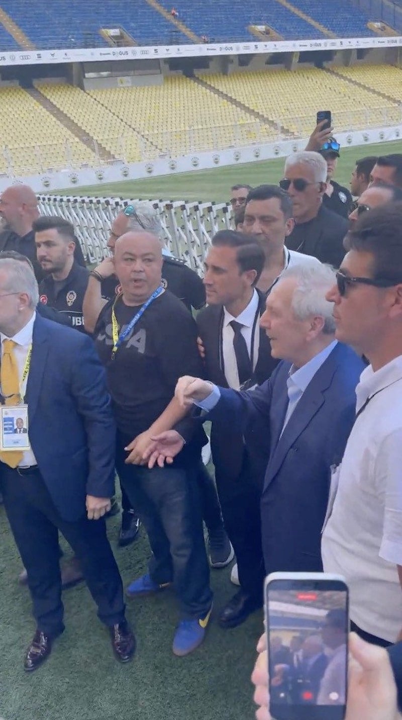 Aziz Yıldırım'dan Hakan Safi Destekçilerine Cevap: Kongrede Tansiyon Yükseldi