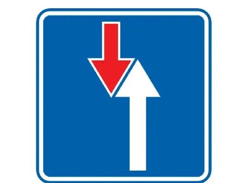 Belçika’da Trafik Kurallarında Önemli Değişiklikler ve Yeni Levhalar Uygulanmaya Başlandı