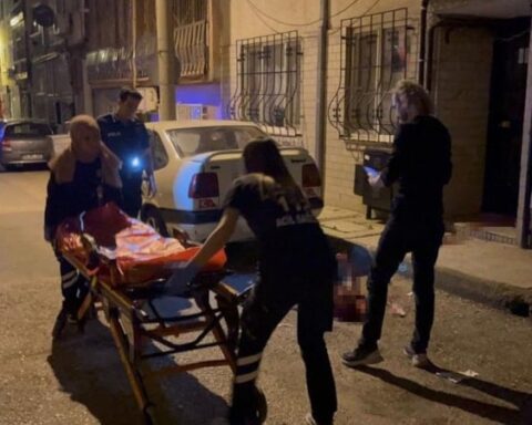 Bursa'da Annesini Bıçaklayarak Öldüren Şahıs Yakalandı