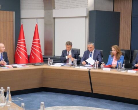 CHP MYK, Kılıçdaroğlu liderliğinde kritik konuları ele almak üzere toplandı
