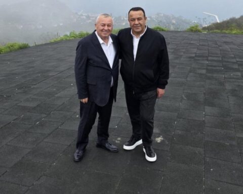 CHP'de İhraç Edilecek İsimler Belirlendi, Koltuk Kavgası Devam Ediyor