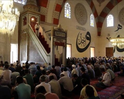 Duyarlılık Temalı Cuma Hutbesi: Müslümanlar İçin Sorumluluk Vurgusu