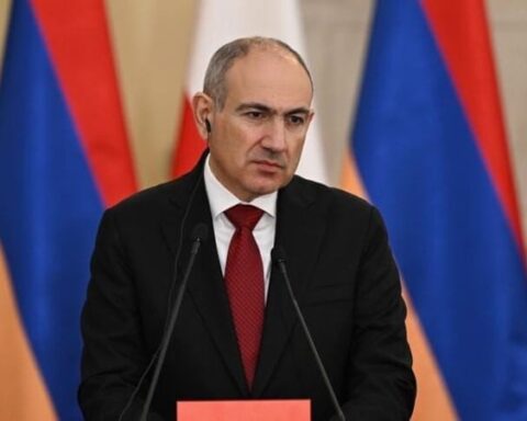 Ermenistan'da Seçim Öncesi 6 Muhalif Aday Gözaltına Alındı