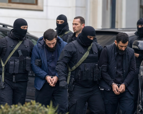 Gürcistan, Rusya ve İran İçin Casusluk Yapan İki Örgüt Liderini Tutukladı