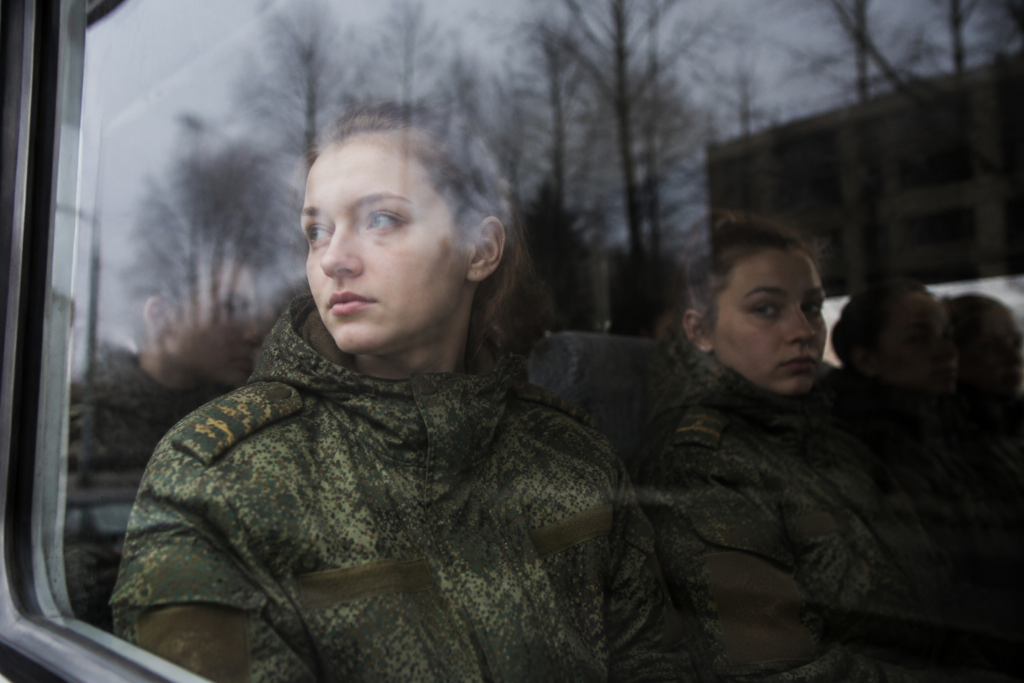 Russia Recruits Female Students for Air Defense Contracts as War Strains Manpower