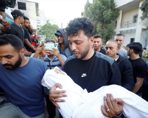 İsrail’in Gazze’de Hava Saldırısı: 6 Ölü, 15 Yaralı