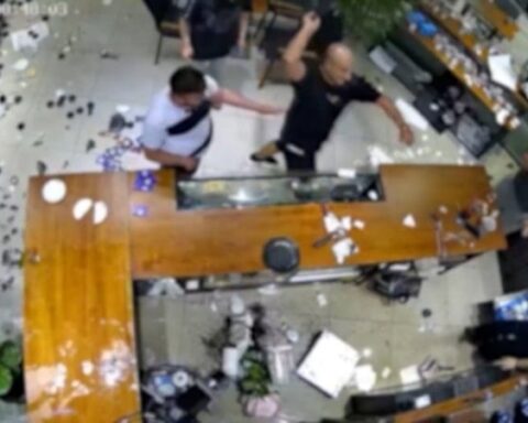 İstanbul'da Müşterinin Kafede Çıkardığı Taşkınlık Sonrası Soruşturma Başlatıldı