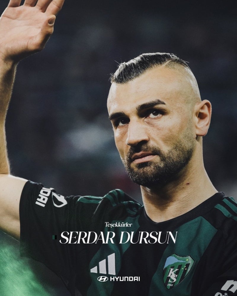 Kocaelispor, Golcü Serdar Dursun ile Yollarını Ayırdı