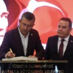 Muhittin Böcek'ten Yolsuzluk İddialarında Yeni İfade: 950 Bin Euro Teslim Edildi