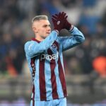 Oleksandr Zubkov, Trabzonspor'dan AEK'ya transfer oldu.