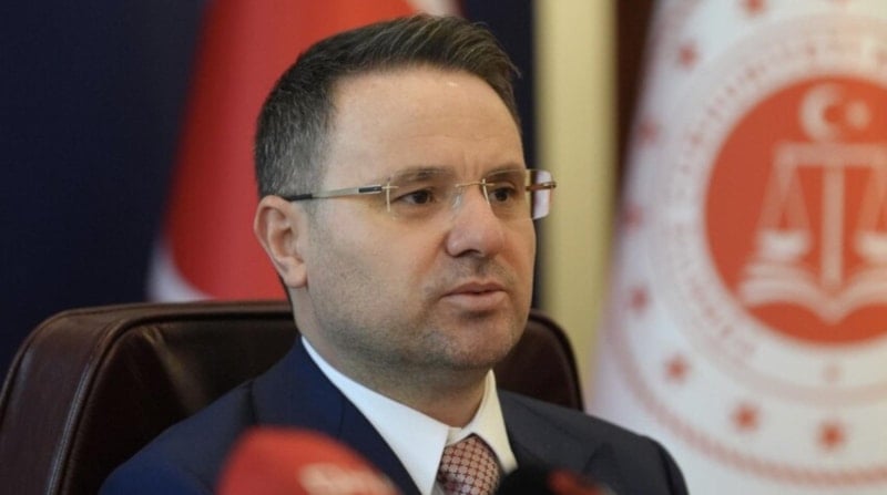 Rahmi Koç'un Aşağlayıcı Fıkrasına Siyasi Tepkiler Cevapsız Kaldı