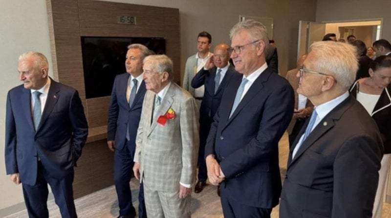 Rahmi Koç’un Kürt Kadınları Hakkındaki Fıkrası Tepkileri Beraberinde Getirdi