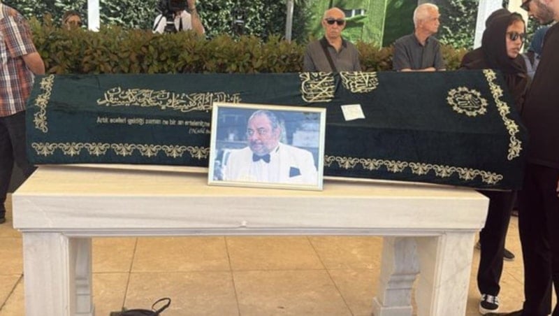 Reha Muhtar, Son Yolculuğuna Uğurlandı ve Taziyeleri Kabul Etti
