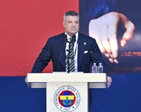 Sadettin Saran: Fenerbahçe'nin Menfaatleri İçin Görevime Veda Ediyorum