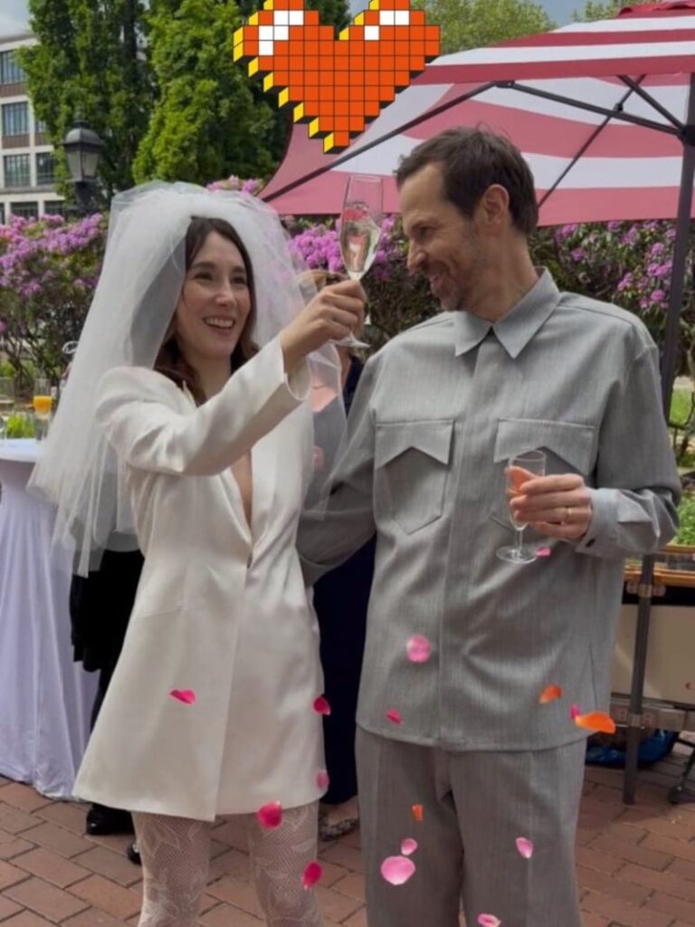 Sibel Kekilli'nin Düğününden Paylaşılan Görüntüler Beğeni Topladı