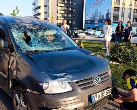 Tekirdağ'da Elektrikli Bisiklete Çarpan Ticari Araçta Kadın Hayatını Kaybetti