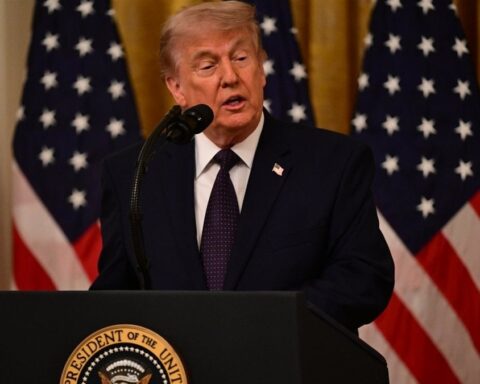 Trump: İran İle Görüşmeler Devam Ediyor, Olumlu Sonuçlar Bekleniyor