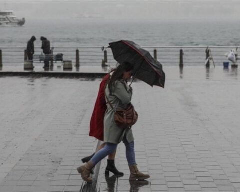 Türkiye'de Hava Durumu: Yağışlı Günler Ve Sıcaklık Değişiklikleri Bekleniyor