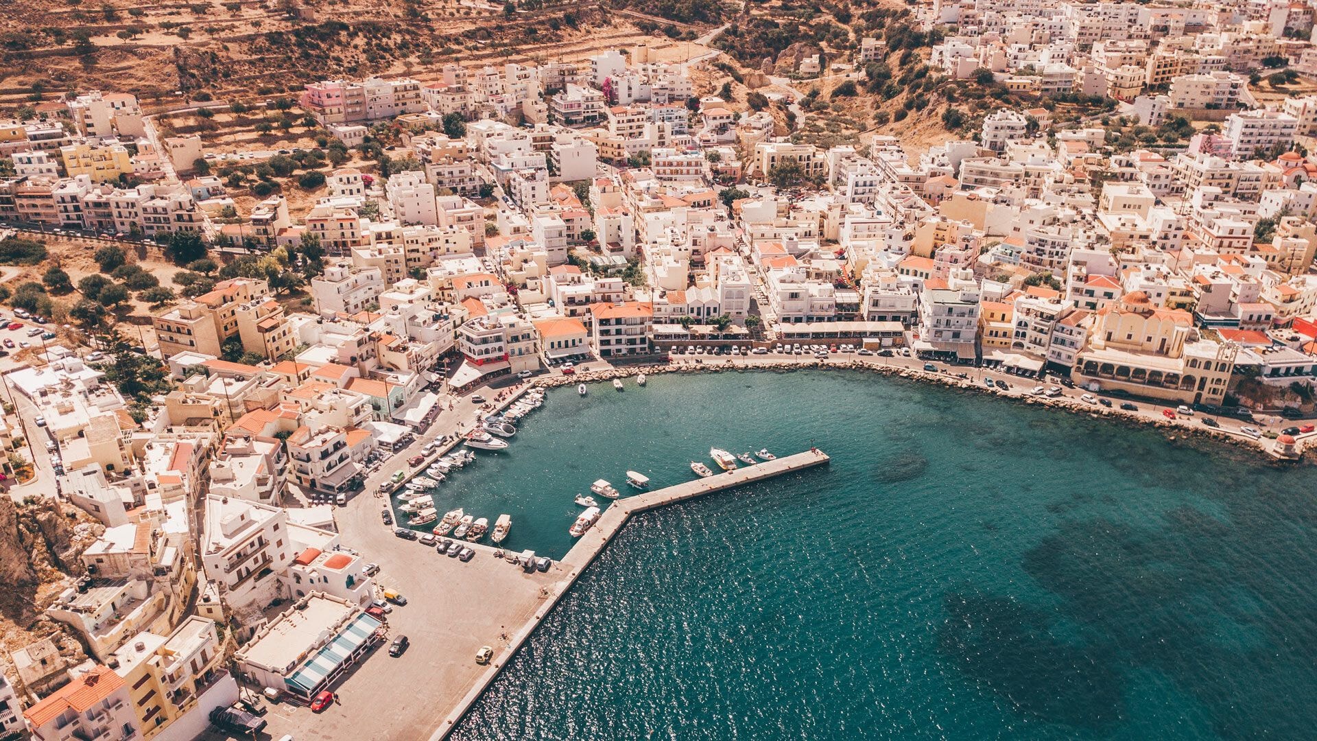 Yunanistan'da Kerpe Adası'nda Üç Aylık Olağanüstü Hal İlan Edildi
